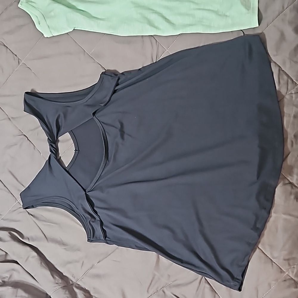 Freely Workout Tanks - Picture 5 of 6